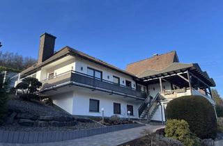 Haus kaufen in 57439 Attendorn, „Ein Haus, zwei Welten: Stilvoll modernisiert, voller Geschichte und bereit für Ihre Zukunft“