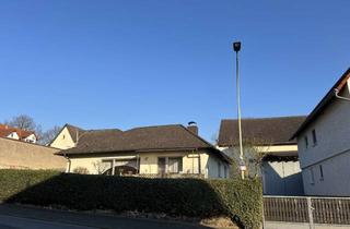Einfamilienhaus kaufen in Beienheimer Straße 11, 61169 Friedberg, Einfamilienhaus mit 3 Garagen und Scheune in Friedberg (Hessen)