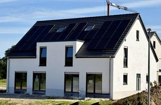 Doppelhaushälfte kaufen in Dietrich-Bonhoeffer-Str. 16, 51789 Lindlar, Letztes Grundstück! Moderne Doppelhaushälfte mit großem Sonnengrundstück