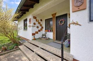 Haus kaufen in 66504 Bottenbach, Einziehen & Wohlfühlen: Stilvoller Bungalow mit Fernblick, großem Garten und eigener Wellnessoase