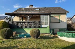 Einfamilienhaus kaufen in 37276 Meinhard, Einfamilienhaus in Grebendorf (Knickelberg) mit (teil-)ausgebauten Dachgeschoss, Vollkeller, Garage,