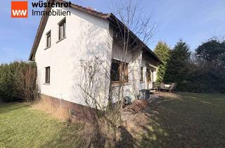 Einfamilienhaus kaufen in 75223 Niefern-Öschelbronn, Einfamilienhaus mit großem Grundstück und Ausbaupotenzial in Öschelbronn