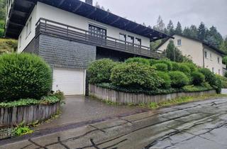 Einfamilienhaus kaufen in Roßbecke 17, 57368 Lennestadt, Großes Einfamilienhaus in zentraler & ruhiger Lage von Lennestadt-Altenhundem