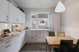 Haus kaufen in 25746 Heide, Einziehen statt renovieren: Modernes Stadthaus mit sonnigem Westgarten