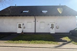 Haus kaufen in Hofaue 17 + 17a, 57368 Lennestadt, Doppelhaus / Zweifamilienhaus in Lennestadt-Maumke