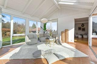 Einfamilienhaus kaufen in 27478 Cuxhaven, Einfamilienhaus mit Wintergarten, Kamin, Vollkeller und Ausbaureserve im Dachgeschoss