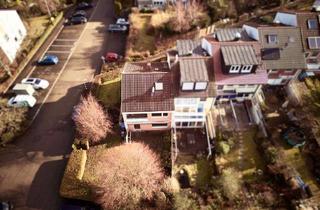 Haus kaufen in 71364 Winnenden, Küss mich wach! – Ihr Familiennest mit Herz und Potenzial - großzügig und sofort frei!