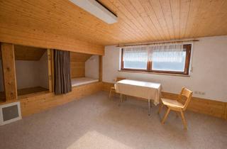 Einfamilienhaus kaufen in 74575 Schrozberg, Renovierungsbedürftiges Einfamilienhaus mit Wohnmobilgarage/Garage und zwei Gruben