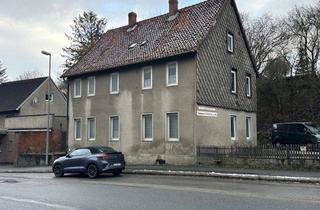 Einfamilienhaus kaufen in 31028 Gronau, Sanierungsbedürftiges Einfamilienhaus mit großem Grundstück und viel Potenzial