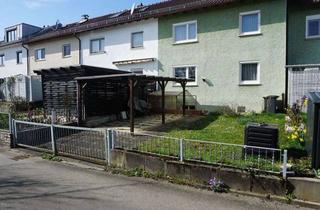 Reihenhaus kaufen in 72760 Reutlingen, Geräumiges Reihenhaus mit Garten und Carport in beliebter Wohnlage