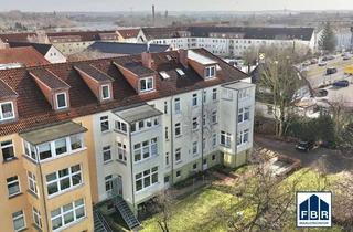 Anlageobjekt in 19059 Weststadt, Sonnige Hochparterrewohnung mit charmantem Wintergarten und Gartennutzung