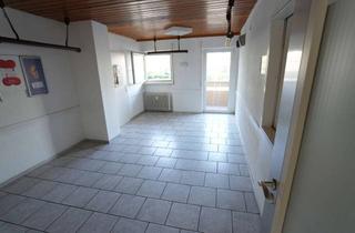 Praxen mieten in Kronprinzenstr., 76135 Beiertheim-Bulach, Helle Praxisräume (einfacher Zustand) im Hochparterre inkl. Keller und Garage