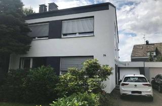 Wohnung kaufen in 44879 Linden, Charmante 3-Zimmer-Erdgeschosswohnung mit zwei Gärten & ausgebautem Dachboden!