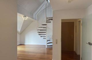 Loft kaufen in Friedrichstraße, 67655 Innenstadt, Urbanes Loft-Feeling über den Dächern: Extravagante Maisonette mit Galerie & Autoaufzug