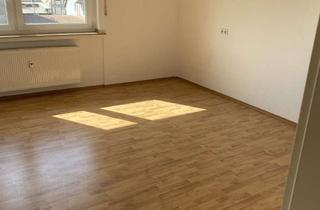 Wohnung mieten in Gerichtsstraße, 34471 Volkmarsen, Sanierte 4-Zimmer-Wohnung mit Balkon in Volkmarsen