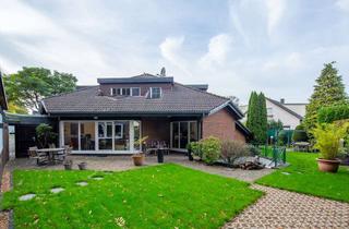 Doppelhaushälfte kaufen in 50769 Seeberg, Großes Architektenhaus mit zwei Doppelhaushälften in Köln-Seeberg