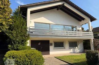 Einfamilienhaus kaufen in 66802 Überherrn, Freistehendes Einfamilienhaus mit Garten und Garage in begehrter Wohnlage von Überherrn