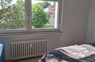 Immobilie mieten in Corneliusstraße 57, 45219 Kettwig, Teilmöbliert-Küche und 2Kleiderschränke.Sideboard