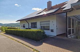 Einfamilienhaus kaufen in Neuwiesenweg 1, 63937 Weilbach, Weilbach - Einfamilienhaus mit Einliegerwohnung im Untergeschoss und Doppelgarage