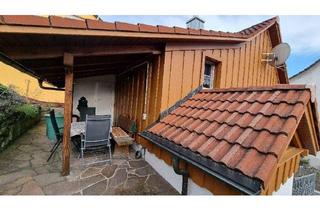 Haus kaufen in 79807 Lottstetten, Lottstetten - Wohnen mit kurzer Distanz zur Schweiz und solider Substanz