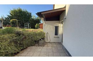 Wohnung kaufen in 73765 Neuhausen, Neuhausen auf den Fildern - Die top sanierte pfiffige 3 Zimmer Wohnung mit Terrasse in ruhiger Lage!