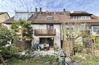 Reihenhaus kaufen in 70378 Stuttgart, Stuttgart - Frei werdendes Reihenmittelhaus mit Garage und Garten in S-Hofen!
