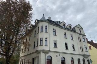 Wohnung kaufen in 86153 Augsburg, Augsburg - Attraktive Kapitalanlage: Vermietete 2-Zimmer-DG-Wohnung mit Pot.