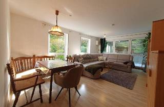 Wohnung kaufen in 97204 Höchberg, Höchberg - Lichtdurchflutete Eigentumswohnung im Grünen