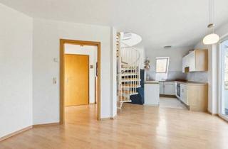 Wohnung kaufen in 13467 Berlin, Berlin - Vermietete Dachgeschosswohnung im Herzen von Hermsdorf