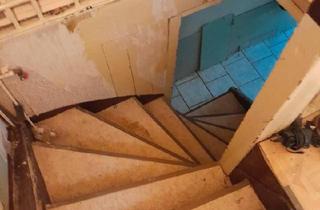 Haus kaufen in 99880 Waltershausen, Waltershausen - Sehr schönes aber Sanierungsbedürftiges Haus