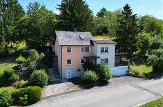 Haus kaufen in 96450 Coburg, Coburg - Gefühlte Alleinlage am Stadtrand von Coburg mit ca. 180 m² Wohnfläche auf 3.358 m² großem Grund!