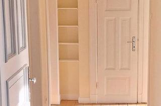 Wohnung kaufen in 21075 Hamburg, Hamburg - 3-Zi Altbauwohnung mit Balkon ins Grüne, S-Bahn 250m, von privat