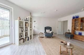 Wohnung kaufen in 96450 Cortendorf, Attraktives 1-Zimmer-Apartment mit Balkon und Veste-Blick in Cortendorf