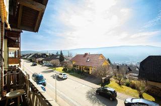 Wohnung kaufen in 79822 Titisee-Neustadt, Maisonette-Wohnung mit insgesamt 4 Zimmern, 2 Balkonen und 1 große Terrasse in Neustadt zu verkaufen