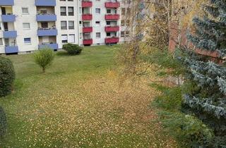 Wohnung kaufen in Paul-Eyferth-Str. 53, 38300 Wolfenbüttel, Zwei Wohnungen im 2. OG in ruhiger Lage Wolfenbüttels zur Eigennutzung oder Vermietung