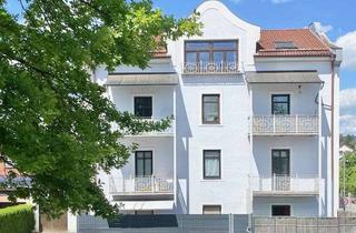 Wohnung kaufen in 83395 Freilassing, Vermietete 1-Zi.-Whg. mit separater Küche, Südterrasse und Kfz-Stellplatz.