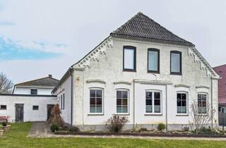 Wohnung kaufen in 23769 Fehmarn, Modernes Wohnen unterm Dach – sanierte 2,5-Zimmerwohnung