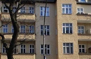 Wohnung kaufen in Großbeerenstraße 35, 12107 Berlin, S. Video, charmante 2-Zi-Altbauwohnung mit Balkon in Südlage, Großbeerenstr. 35, Gas-EHZ