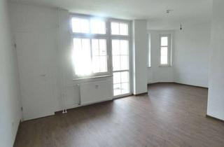 Wohnung mieten in Münchener Str. 166, 45145 Holsterhausen, ** Modernisierte 2- EG-Altbauwohnung mit Loggia im beliebten Luisenhof **
