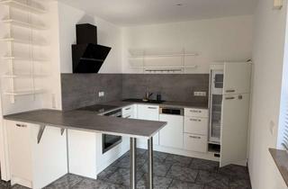 Wohnung mieten in Wandersmannstraße 24, 65205 Erbenheim, Schöne 1,5-Zimmer Wohnung mit EBK im 2. OG mit Balkon in Wiesbaden-Erbenheim
