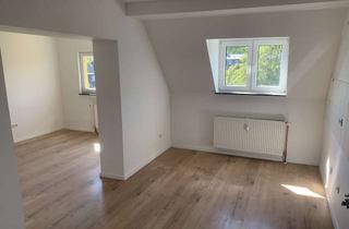 Wohnung mieten in Nibelungenstraße 68, 47057 Neudorf-Süd, Helle Dachgeschosswohnung mit 6 Zimmern