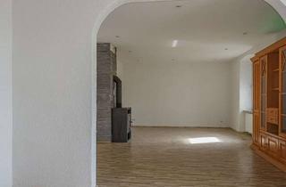 Wohnung mieten in Kuchenbergstraße 149, 66540 Neunkirchen, Großzügige 3 ZKB Wohnung in Neunkirchen Wiebelskirchen