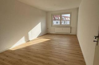 Wohnung mieten in Glienicker Straße, 12557 Köpenick, 1-Zimmer Wohnung mit Balkon im 2. OG in Berlin-Köpenick