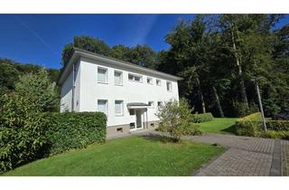 Wohnung mieten in Uhlenhorstweg 37, 45479 Broich, Uhlenhorster Wald I Top sanierte Wohnung I 2 Zimmer I Parkett I inkl. Einbauküche I Balkon