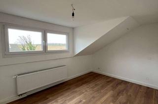 Wohnung mieten in Maarweg, 52399 Merzenich, Erstbezug nach Sanierung: 3-Zi.-DG-Wohnung in Merzenich