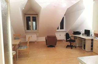 Wohnung mieten in 85622 Feldkirchen, Charmante 1,5-Zimmer Dachgeschosswohnung in Feldkirchen