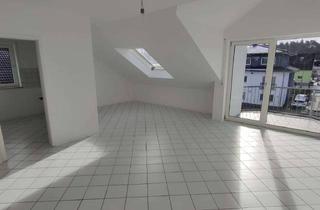 Wohnung mieten in Philipp-Reis-Straße 16, 63674 Altenstadt, 3 Zimmer Dachgeschosswohnung mit Balkon in Altenstadt