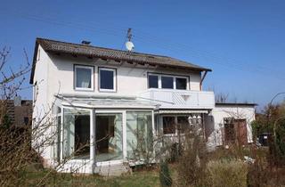 Haus kaufen in 89346 Bibertal, Gesunde Substanz für stilvolles Wohnen – Familienheim mit Wintergarten, Garage und Garten