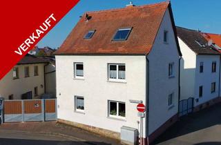 Einfamilienhaus kaufen in 63762 Großostheim, VERKAUFT - Charme trifft Vielseitigkeit: Einfamilienhaus mit großem Hof und attraktivem Nebengebäude
