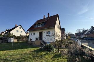 Einfamilienhaus kaufen in 31319 Sehnde, Sonnig freistehendes Einfamilienhaus mit großem Garten für pures Wohlfühlen